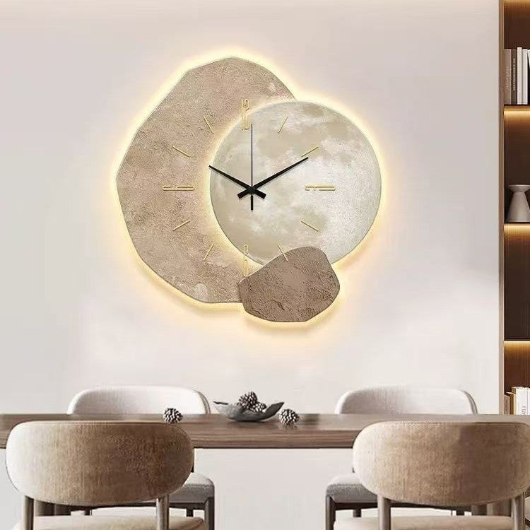 Elegant Oval Quartz Wall Clock