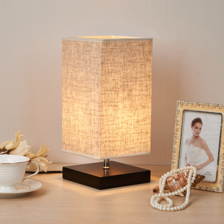 Pleated Linen Shade Table Lamp