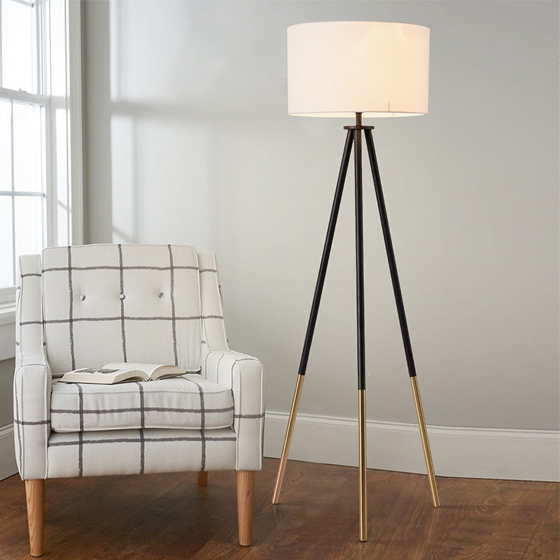 Steady Tripod Floor Lamp