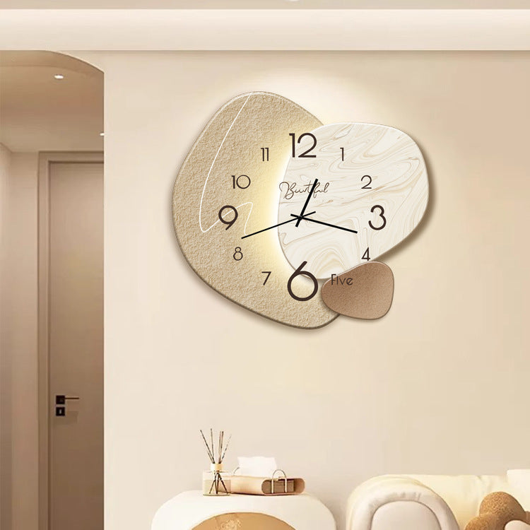 Elegant Oval Quartz Wall Clock